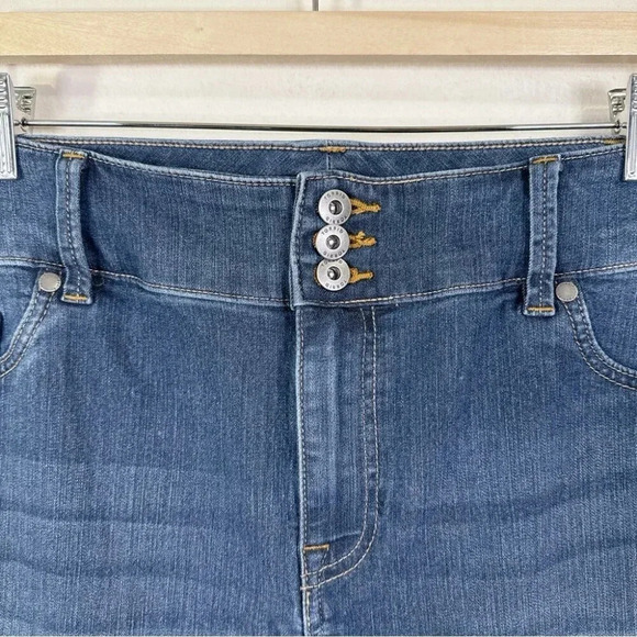 Torrid Womens Size 24T Super Stretch Jeggings WomensShort High Rise Jeans Denim - Picture 10 of 16